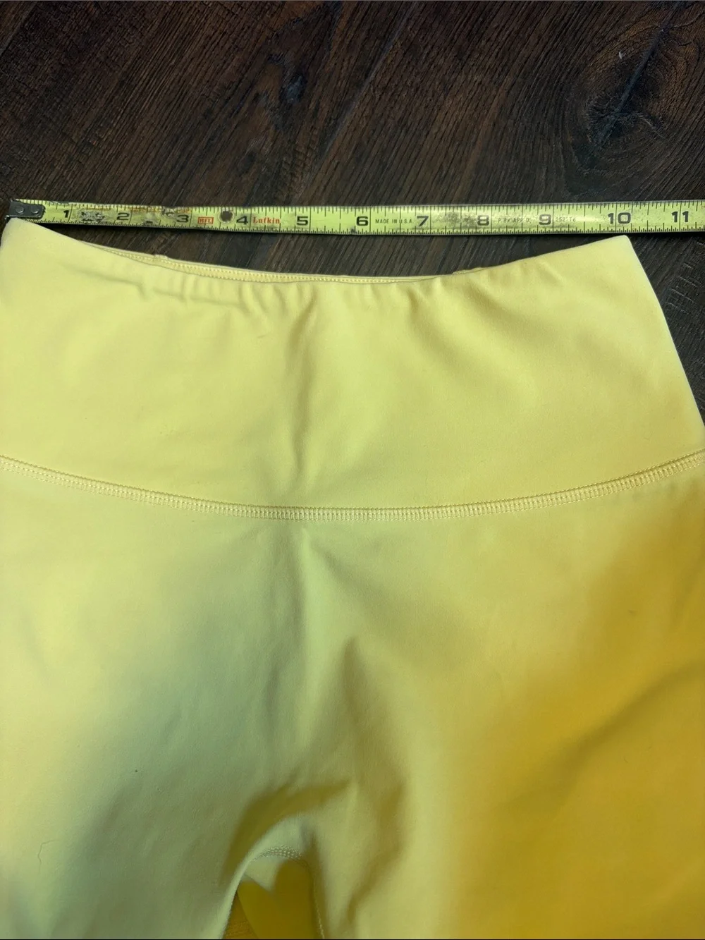 Alphalete Women’s XS butter cream yellow gym wworkout leggings